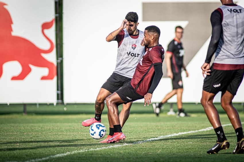 Treino do Vitória em preparação para enfrentar o Cruzeiro (Foto: Victor Ferreira / EC Vitória)