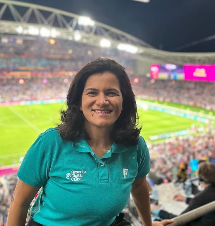 Amanda Porfírio, jornalista especializada em futebol feminino do 'Fut das Minas'. (Foto: reprodução/redes sociais)