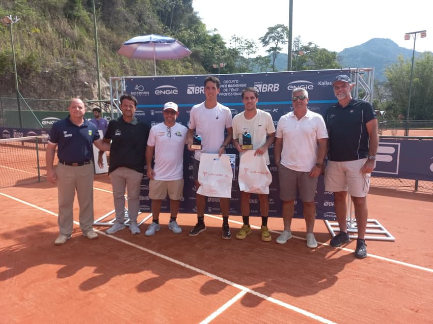 Eduardo Ribeiro é campeão na Rio Tennis Academy (Divulgação)