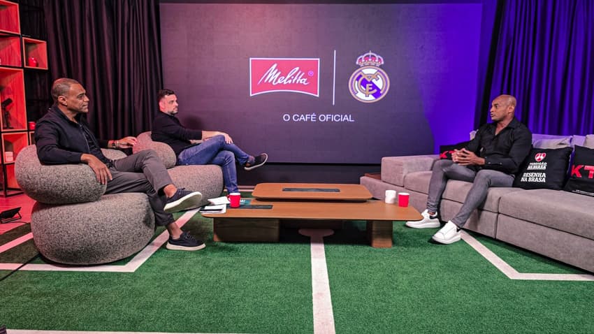Ewerthon durante participação no Podcast do Denílson Show (Foto: Reprodução/Instagram)