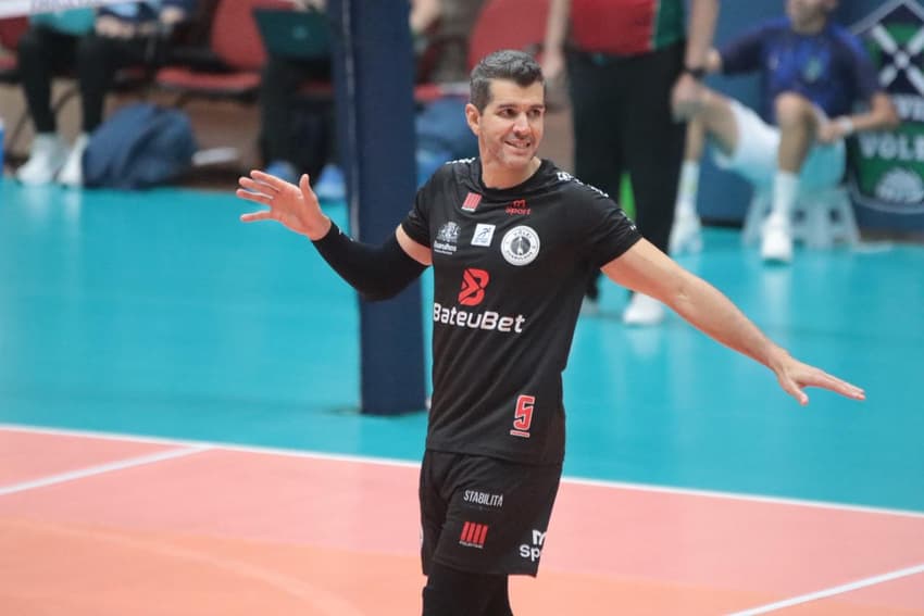 Sandro, levantador do Guarulhos (Foto: Divulgação/ Team GM)