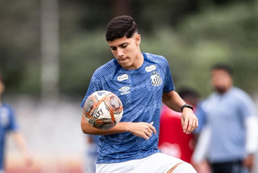 Nascido em Almada, Portugal, Kauã mudou-se para Palmas (TO) ainda criança (Foto: Divulgação/SantosFC)