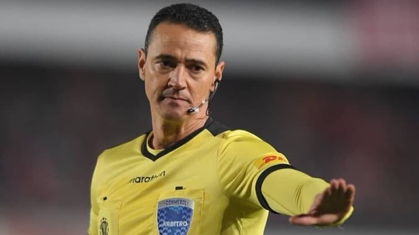 Wilmar Roldán será o árbitro da semifinal entre Palmeiras e LDU, pela Libertadores (Foto: Divulgação/Conmebol)