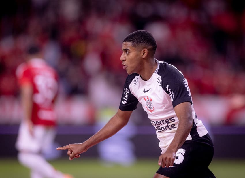 Gui Negão voltou a marcar com a camisa do Corinthians