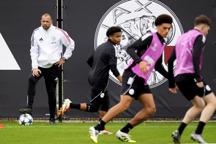 FBL-EUR-C1-AJAX-TRAINING