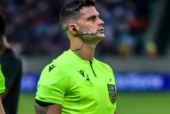 Árbitro Fernando Mendes de Salles Nascimento Filho (Foto: Divulgação)