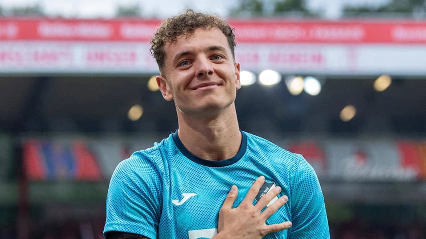 Fisnik Asllani