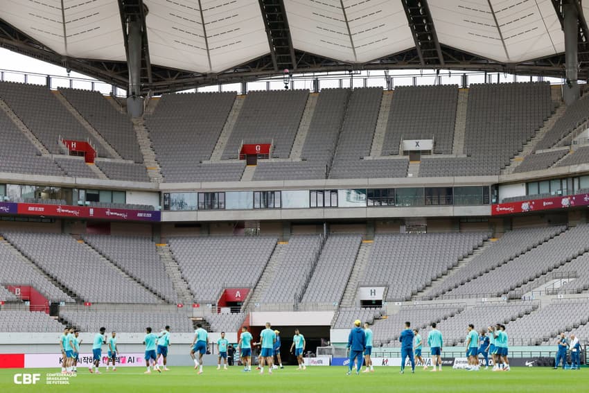 Na quinta, Brasil fez treino de reconhecimento no Seul World Cup Stadium