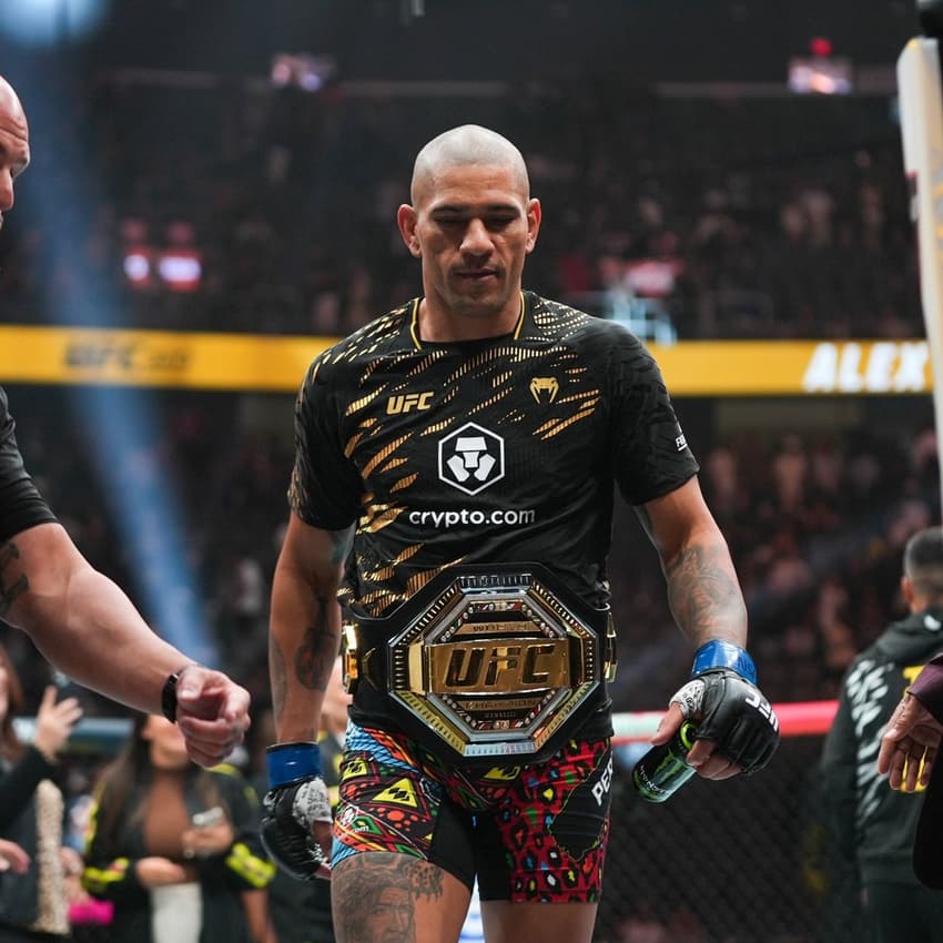 Poatan, campeão do UFC pela terceira vez (Foto: Reprodução Instagram UFC)