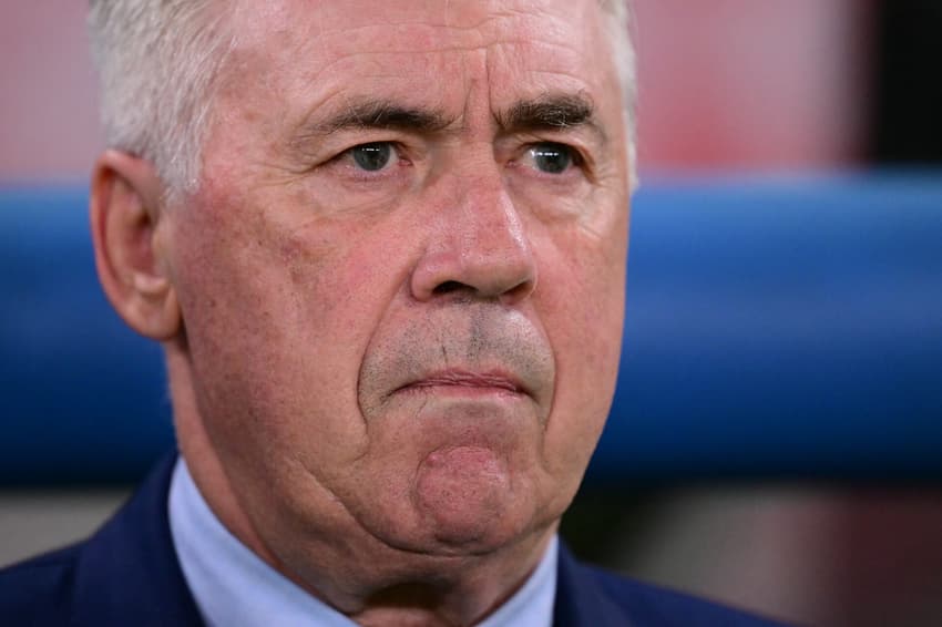 Carlo Ancelotti durante o amistoso entre Japão e Brasil (Foto: Yuichi YAMAZAKI / AFP)