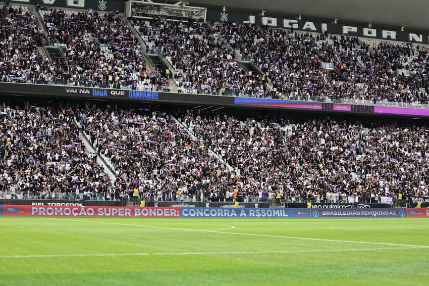 Corinthians lotou seu estádio na final do Brasileirão Feminino (Foto: Staff Images Woman/CBF)