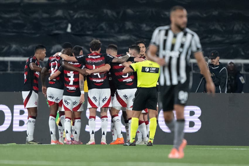 BRASILEIRO A 2025, BOTAFOGO X FLAMENGO