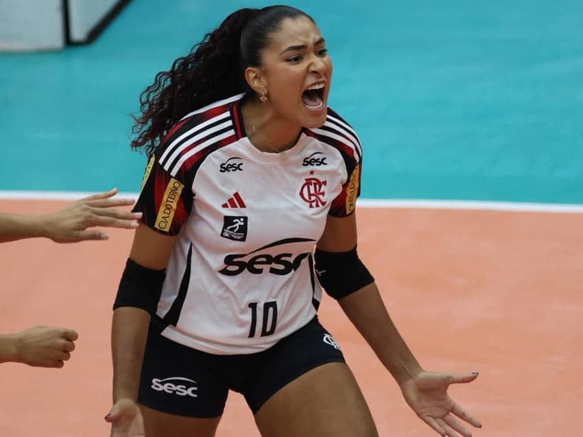 Tainara comemora vitória do Flamengo contra o Fluminense no Carioca de vôlei (Foto: Mariana Sá/CRF)