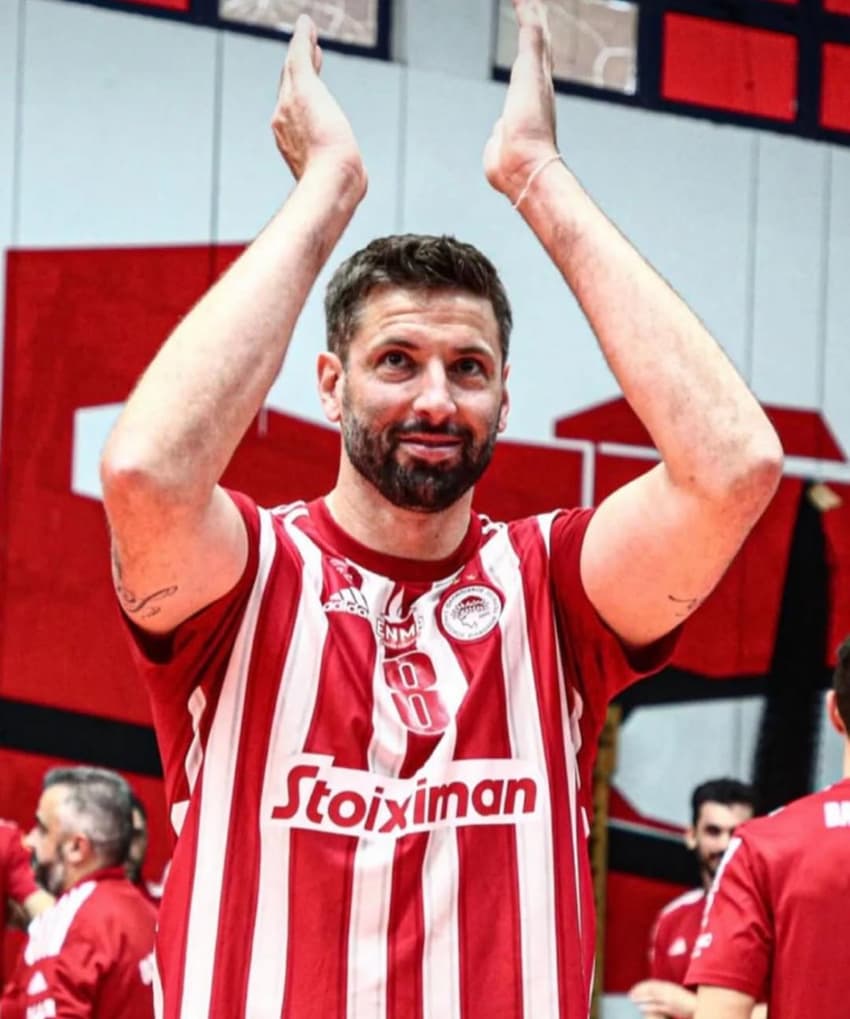 Gustavão anunciou a aposentadoria do vôlei (Foto: Reprodução/ Instagram)