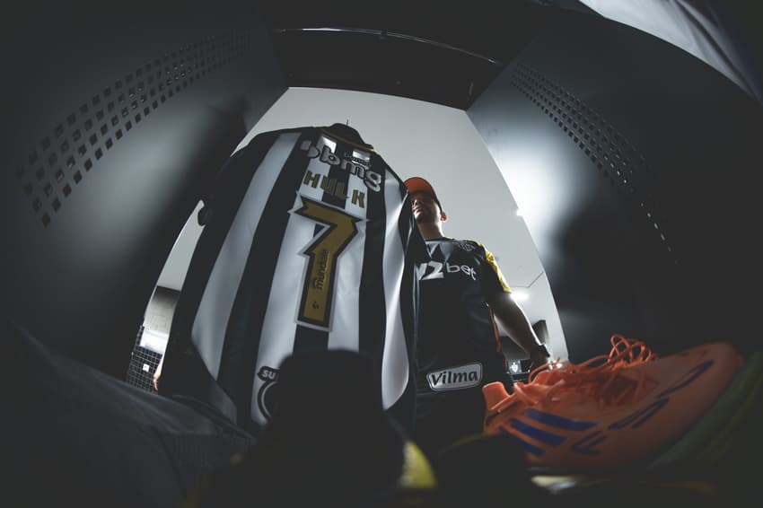 Camisa de Hulk preparada para jogo (Foto: Pedro Souza / Atlético)