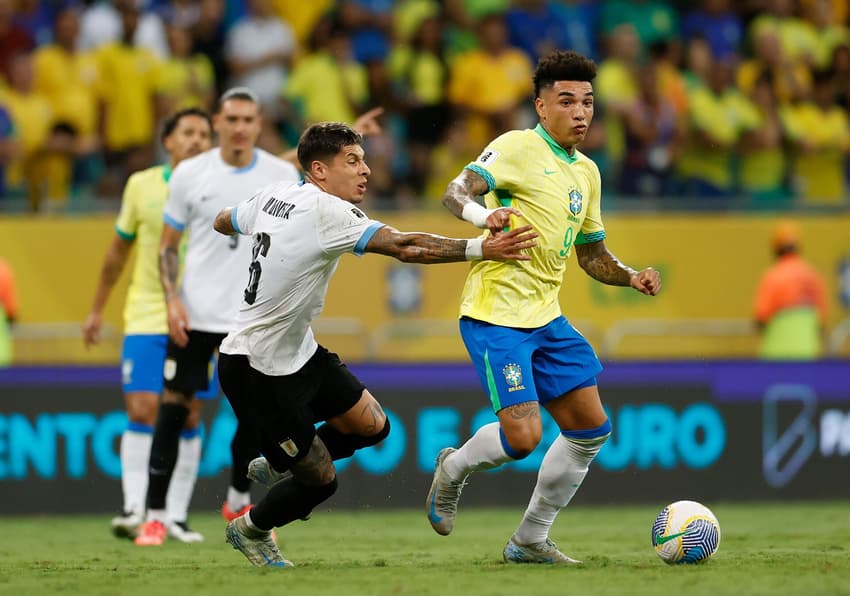 Igor Jesus durante jogo da Seleção Brasileira (Foto: Rafael Ribeiro/CBF)