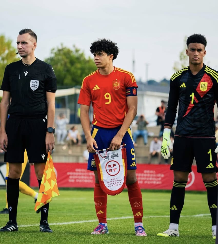 Enzo Alves, filho de Marcelo ex-Fluminense, é o capitão da seleção espanhola sub-17 (Foto: Reprodução)