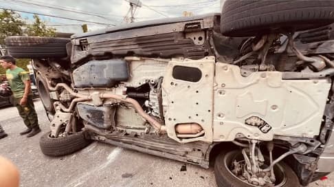 Ex-campeão do UFC Deiveson Figueiredo sofreu acidente de carro nesta quinta-feira (30) (Foto: Reprodução / Instagram)