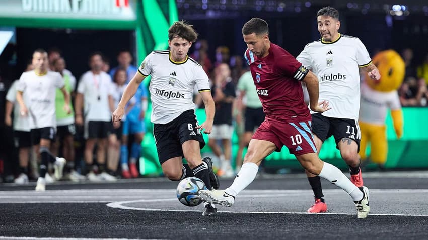 Eden Hazard jogou pela equipe do Deptostra FC (Foto: Divulgação)