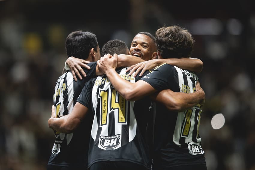 Jogadores do Atlético comemoram gol contra o Mirassol (Foto: Pedro Souza / Atlético)