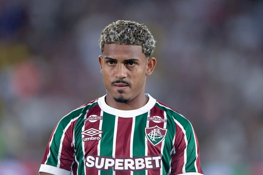 John Kennedy em campo pelo Fluminense no Brasileirão