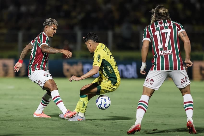 John Kennedy em Mirassol x Fluminense (Foto: Lucas Merçon / Fluminense)