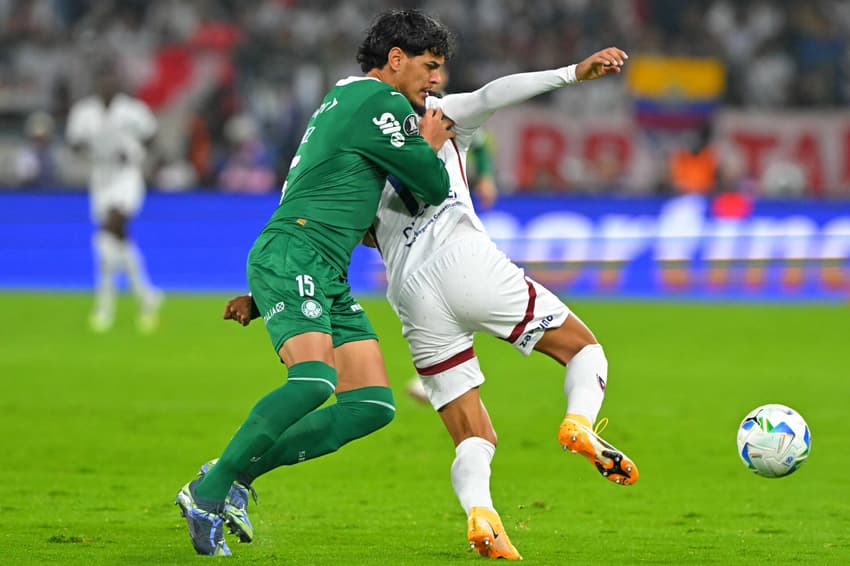 LDU x Palmeiras pela Libertadores (Foto: Rodrigo BUENDIA / AFP)