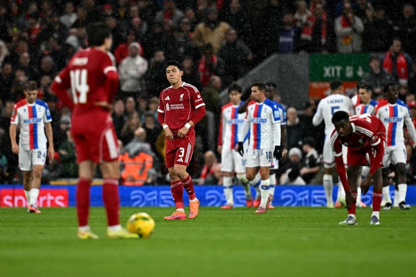 Pela Copa da Liga Inglesa, o Crystal Palace venceu o Liverpool por 3 a 0 (Foto: Paul ELLIS / AFP)