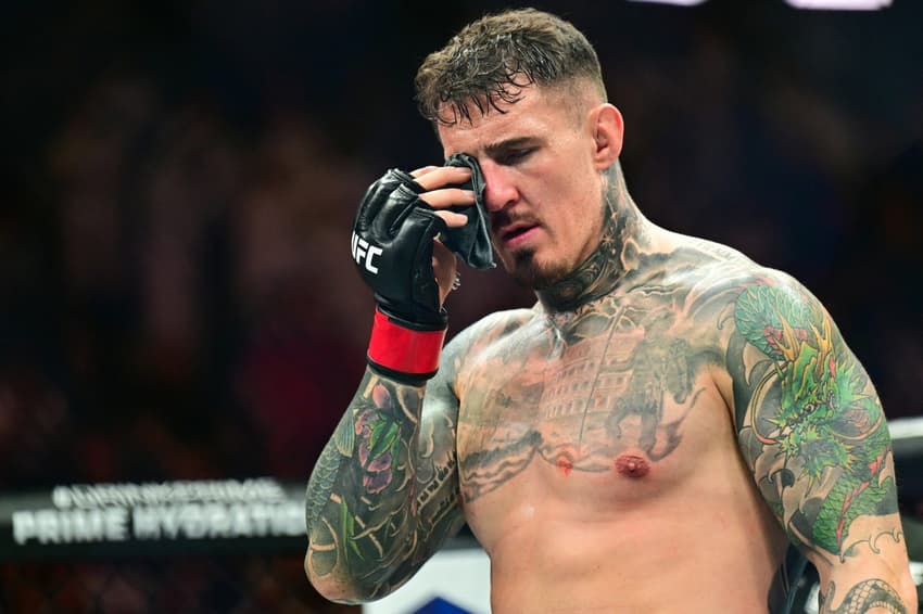 Tom Aspinall e Cyril Gane se enfrentaram pela luta principal no UFC 321 (Foto: Giuseppe CACACE / AFP)