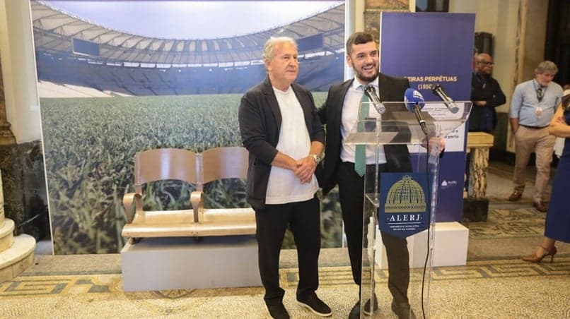 Zico em homenagem na Alerj (Foto: Divulgação)
