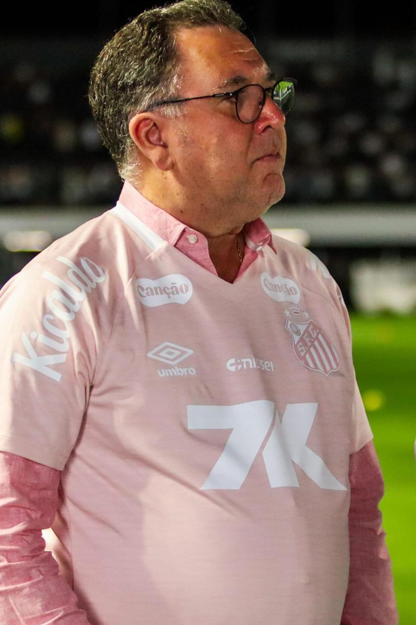 Marcelo Teixeira foi eleito presidente do Santos após rebaixamento inédito do Peixe em 2023. (Foto: Raphael Campos /Mochila Press/Gazeta Press)