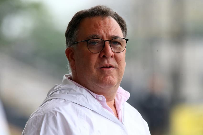 Marcelo Teixeira faz reunião emergencial na Vila Belmiro. (Foto: Mauricio De Souza/Agif/Gazeta Press)