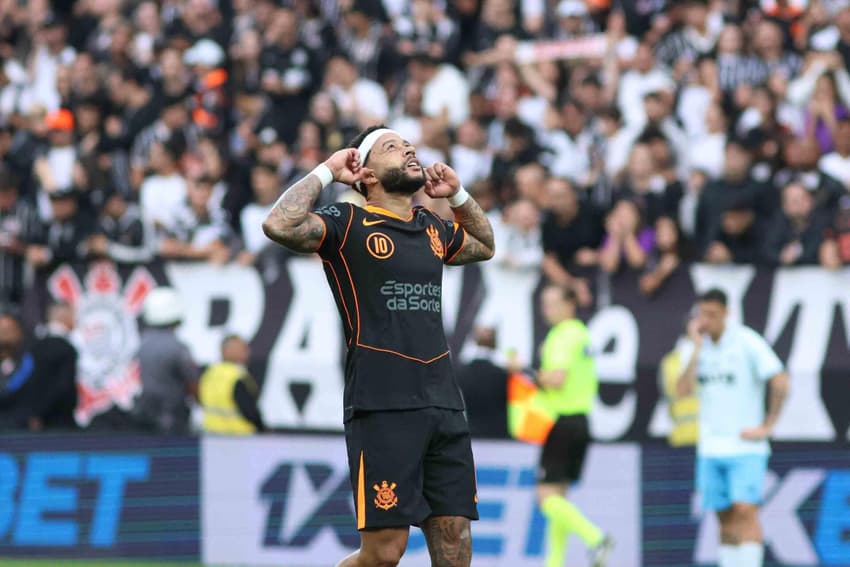 Corinthians vai utilizar valor da Liga Forte União para pagamento de dívida com Memphis. (Foto: Jefferson Aguiar/Pera Photo Press)