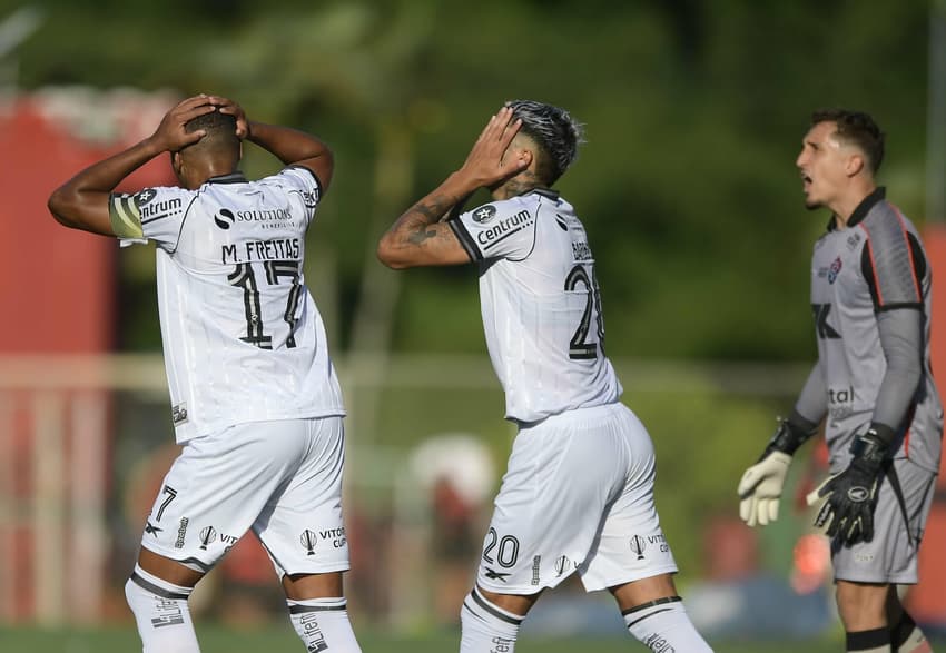Barboza lamenta chances perdidas e Vitória x Botafogo (Foto: Jhony Pinho/ Agif/Gazeta Press)