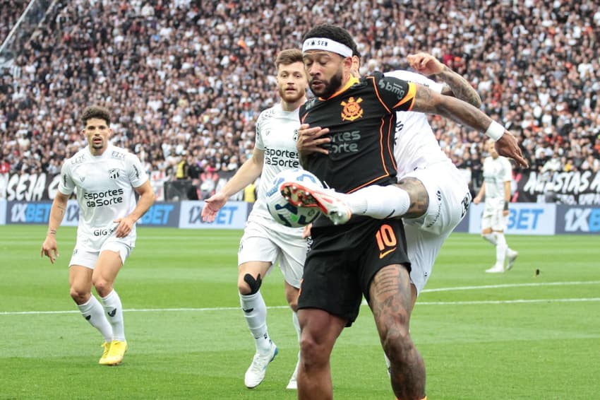 Corinthians perdeu por 1 a 0 para o Ceará (Foto: Peter Leone/O Fotografico/Gazeta Press)
