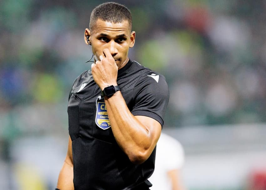 Bruno Pereira Vasconcelo apitará Botafogo x Sport (Foto: Vilmar Bannach/Mochila Press/Gazeta Press)