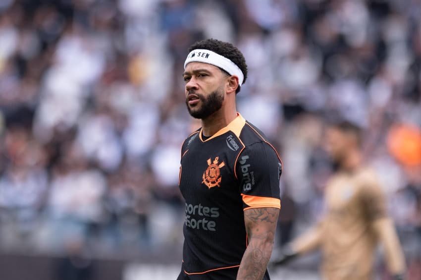 Memphis será titular do Corinthians contra o São Paulo