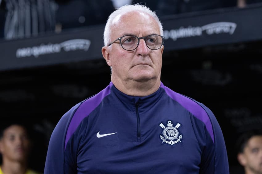 Dorival Júnior falou sobre campanha do Corinthians na competição nacional (Foto: Renato Padalka/Ekobanpress/Gazeta Press)