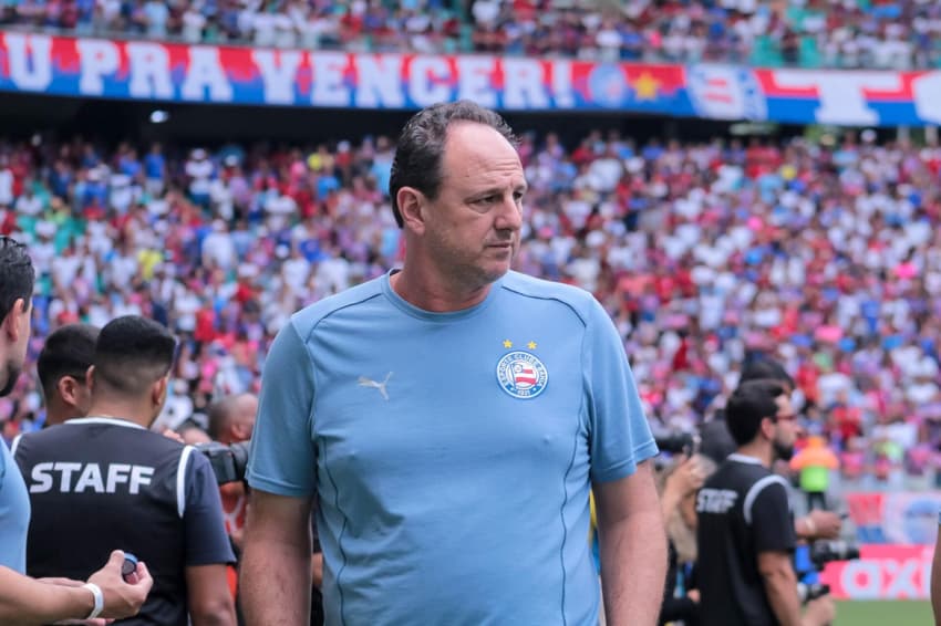 Rogério Ceni na Arena Fonte Nova (Foto: Joao Aurelio/Pera Photo Press)