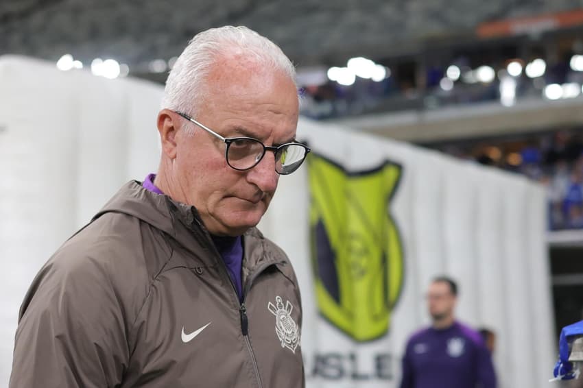Dorival Jr, técnico do Corinthians (Foto: Gilson Lobo/ Agif/Gazeta Press)