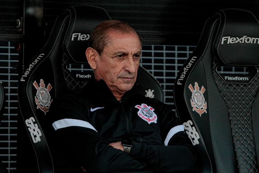 Ramón Díaz Coritnhians