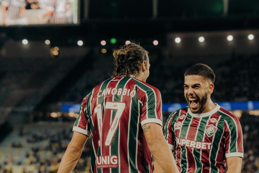 Canobbio e Nonato comemoram gol do Fluminense (Foto: ANDERSON BRASIL/Agencia Enquadrar/Gazeta Press)
