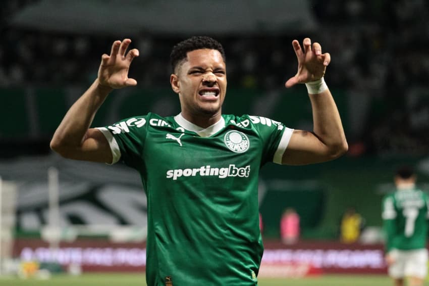 Vitor Roque Palmeiras