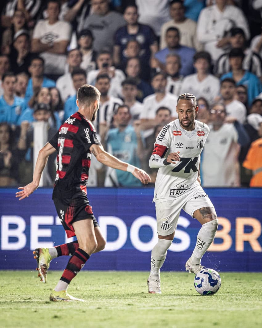 Neymar em ação contra o Flamengo no Brasileirão (Foto: Raul Baretta/ Santos FC)