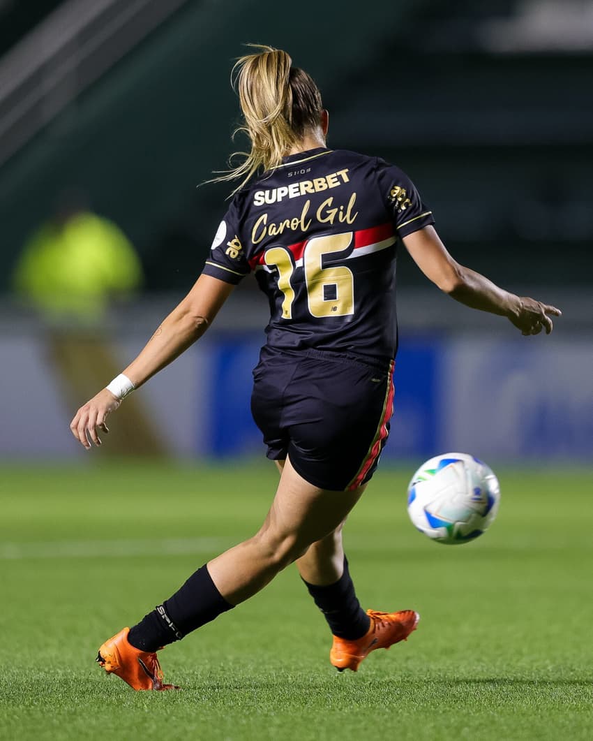 Carol Gil atuando pelo São Paulo na Libertadores Feminina. (Foto: Staff Images Woman/CONMEBOL)