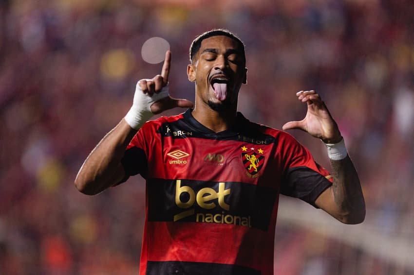 Derik Lacerda - Sport