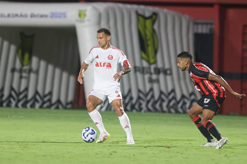 Alan Patrick, meia do Internacional