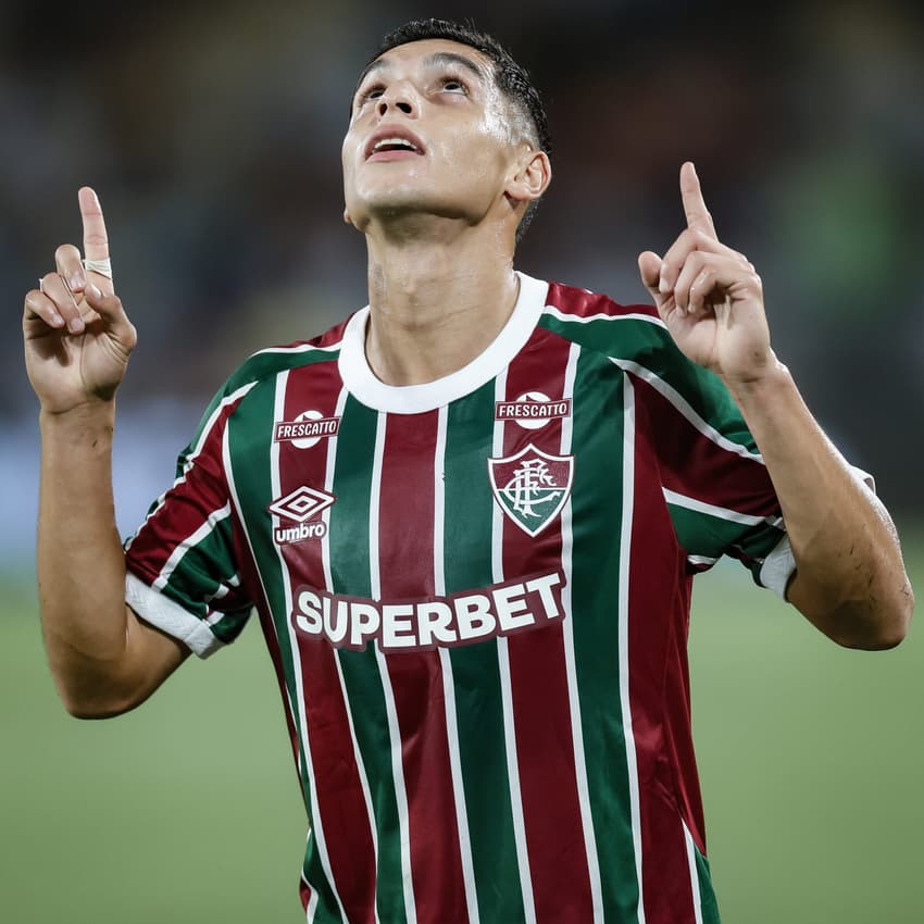 Serna comemora gol em Fluminense x Mirassol (Foto: LUCAS MERÇON / FLUMINENSE F.C.)