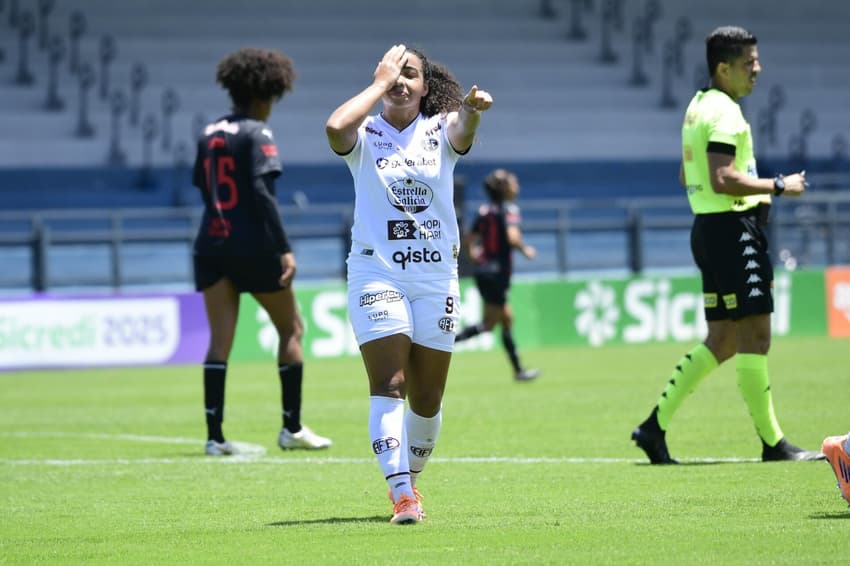 Vendito comemora gol da Ferroviária diante do RB Bragantino pelo Paulistão Feminino. (Foto: Alexandre Battibugli/Ag.Paulistão)