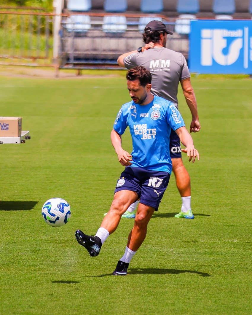 Everton Ribeiro em treino aberto antes de Bahia x Fortaleza (Letícia Martins / EC Bahia)